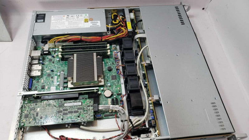 SuperMicro X10SLH-F, Xeon E3-1241v3 3.5GHz, 16Gb DDR3, Adaptec 6405, 3.5\\"