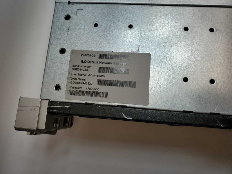 Hp Proliant DL380p G8, 2x intel Xeon E5-2690, 32GB Ram.  :