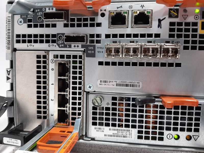 EMC STPE15 Storage Array w/ 8GBe FC Cards + 1GBe iSCSI Cards, VNX5300  :