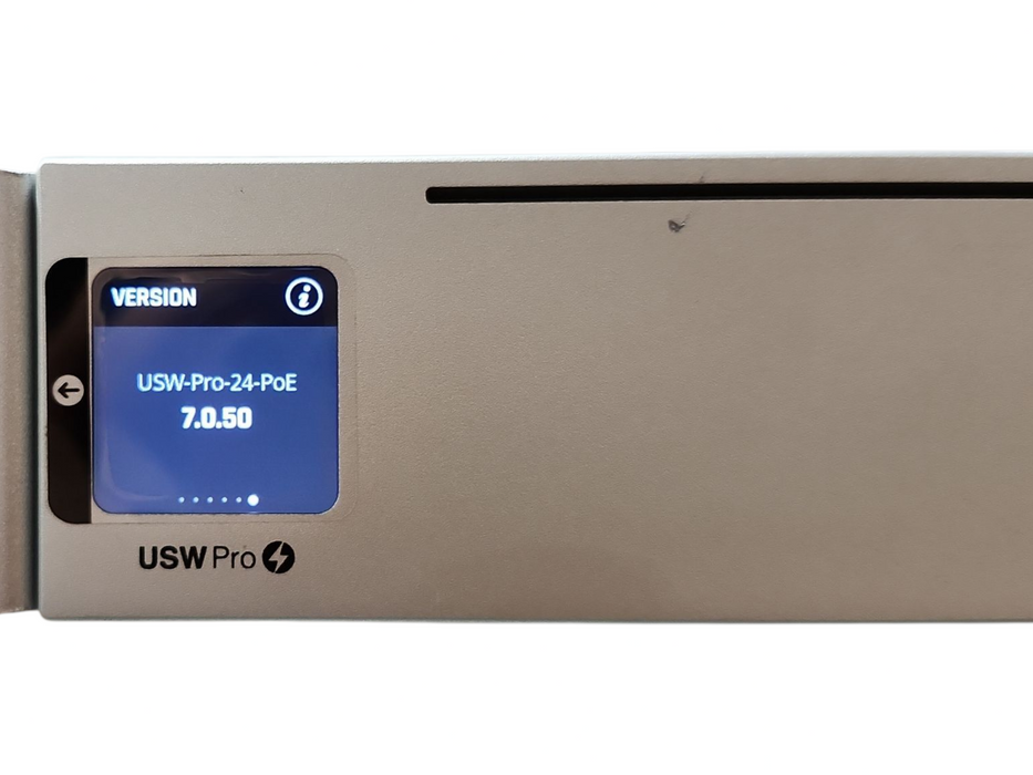 Ubiquiti Networks USW-PRO-24-POE UniFi Switch 24-Ports PoE 1GB Switch
