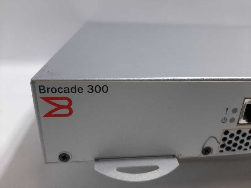 Brocade 24-Port 8Gb Fiber Channel SAN Switch, 300 SM-310-0000 310 :