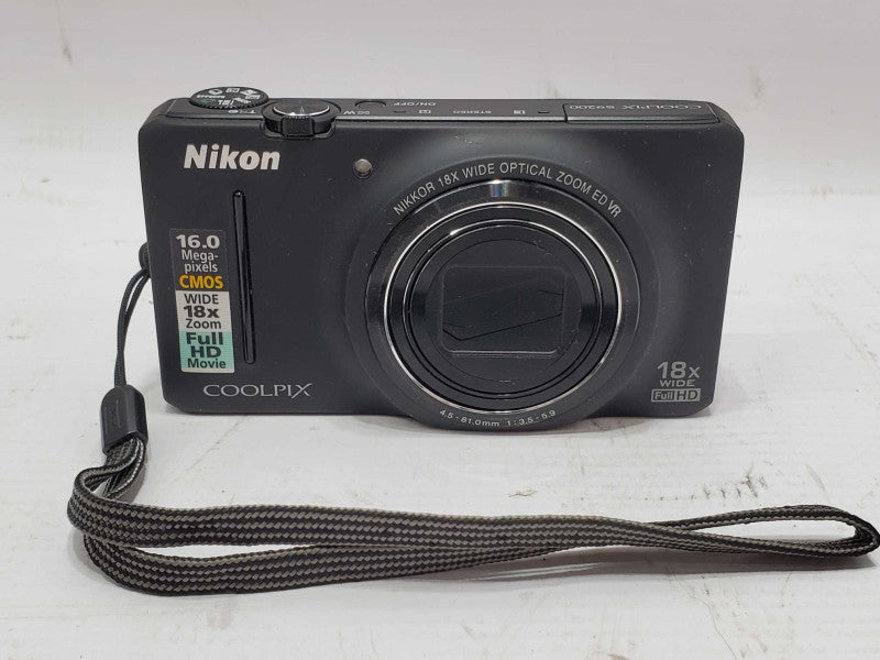 Nikon Coolpix S9200 16.0MP Digital Camera |