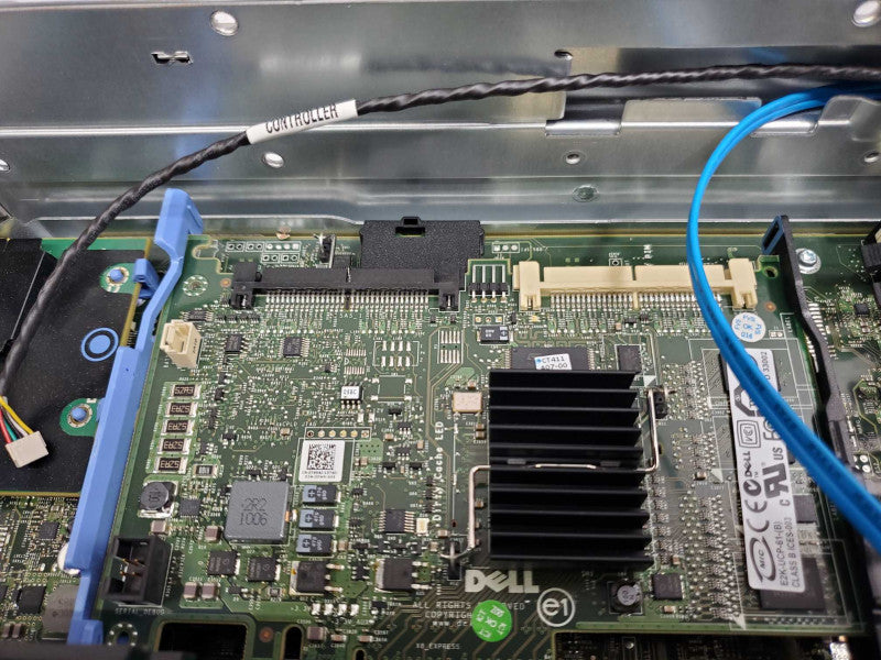 Dell PowerEdge R710 2x E5540 2.53GHz 16GB DDR 3 PERC 6/i 2U 8x2.5\\" |