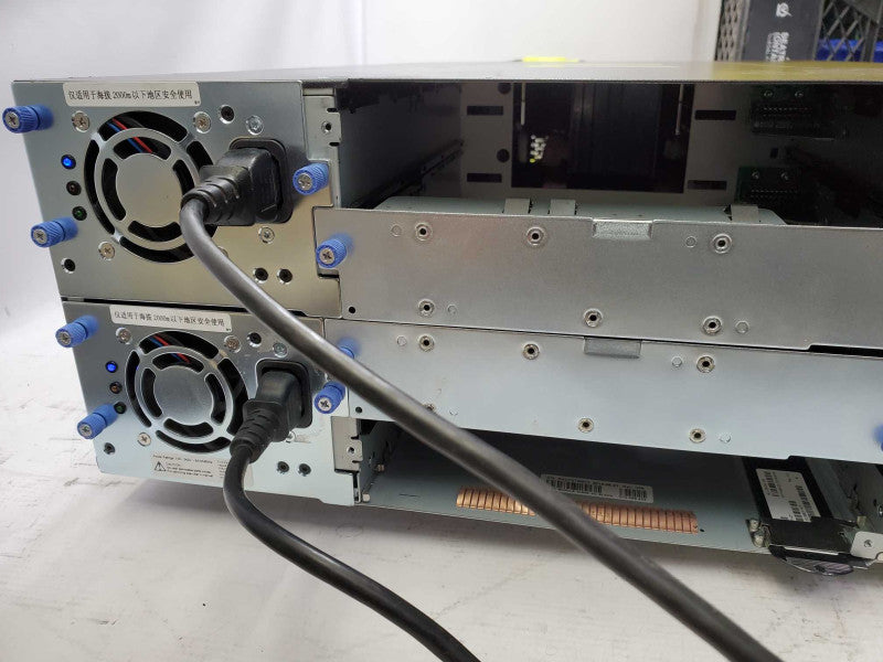 Lenovo IBM Tape Library 6173 L4U )