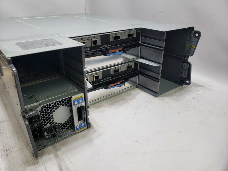 NetApp DS4243 NAJ-0801 LFF SAS 24-Bay 4U Storage Shelf with 2x IOM3 1x PSU [