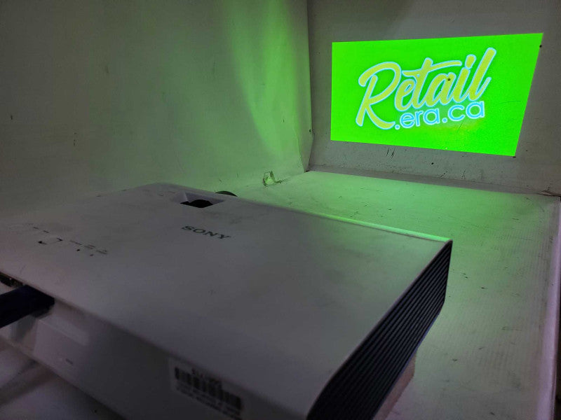 Sony XGA VPL-DX120 Projector 799 Lamp Hours |