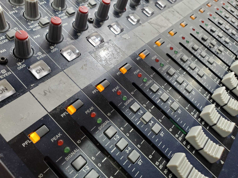 Yamaha MG32/14FX Audio Mixer |
