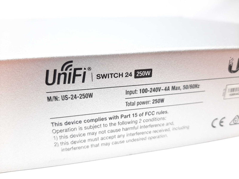 Ubiquiti UniFi Switch 24 250W 24-Port PoE Gigabit Ethernet Switch +