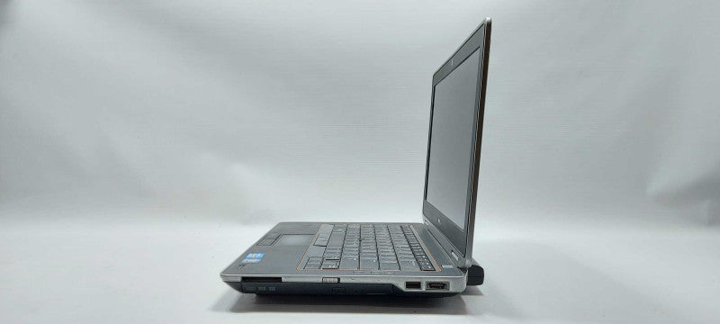 Dell Latitude E6320 i5-2540M 2.6GHz 8GB RAM 500GB HDD  $