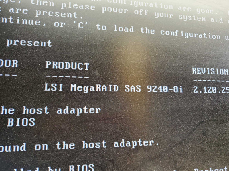 Lenovo ThinkServer TS430  Xeon E3-1240 @ 3.30GHz 16GB 9240-8i 2x PSU 8x 3.5\\" )