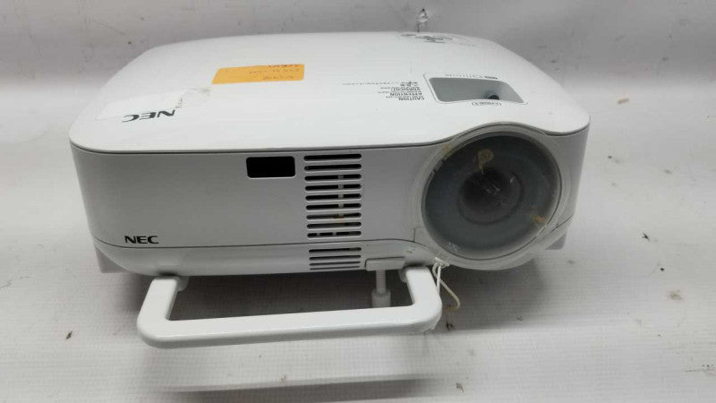 NEC VT590 projector / vga / 88% Lamp life remaining / see below #