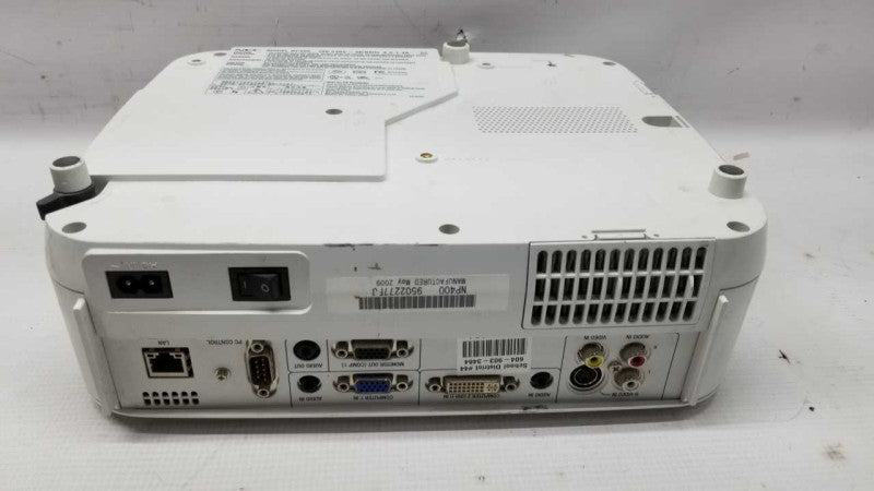 NEC NP400 projector / vga / 89% lamp life remaining #