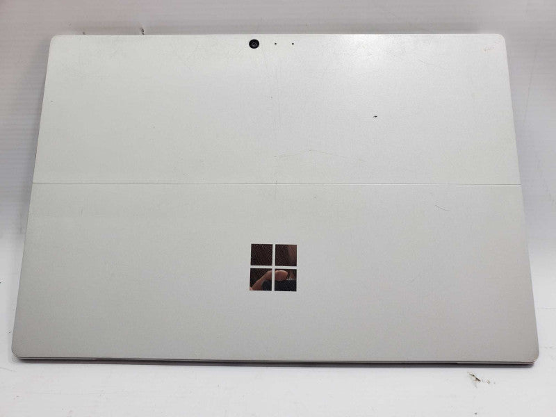 Microsoft Surface Pro 5\ti7-7660U\t8GB RAM 256GB Storage |