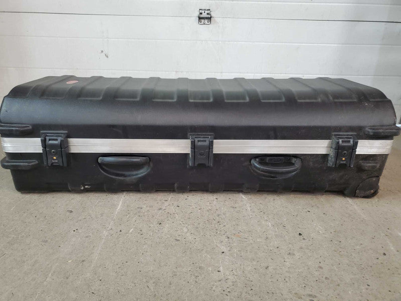 SKB Orange California Storage Transport Instrument Case 50x20x12 Black w/ Whee |