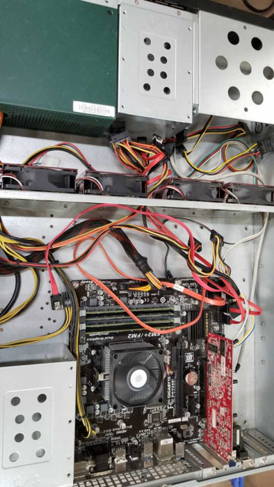 server-style PC AMD Athlon X4 860k @ 4ghz / 24gb ram / radeon 7000 gpu #