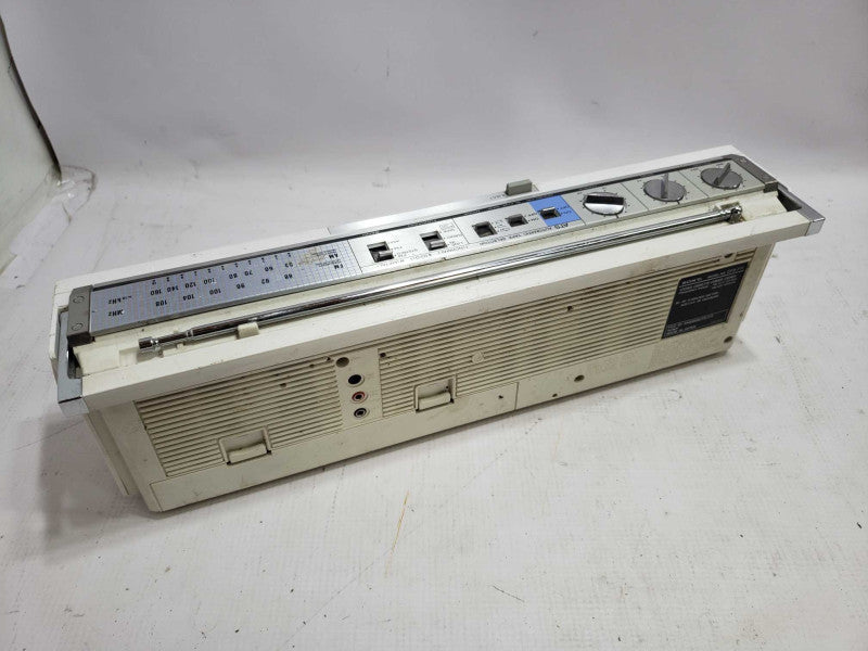 Sony CFS-F11 RADIO CASSETTE [