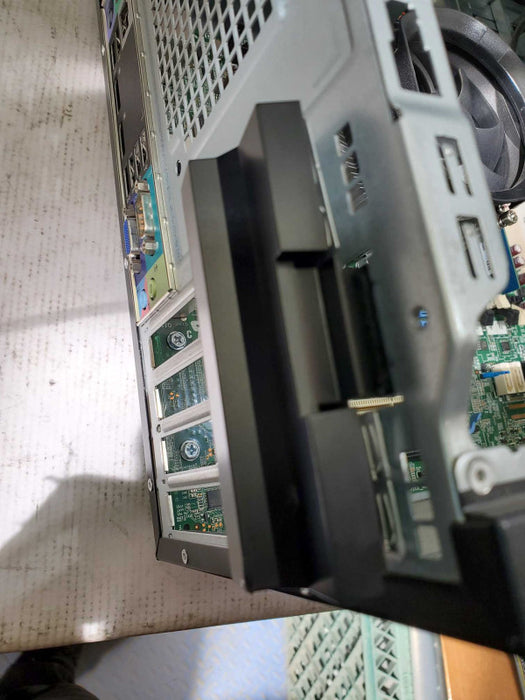Dell Precision T1650 Xeon E3-1240 v2 @ 3.40GHz 4GB RAM No HDD No GPU )
