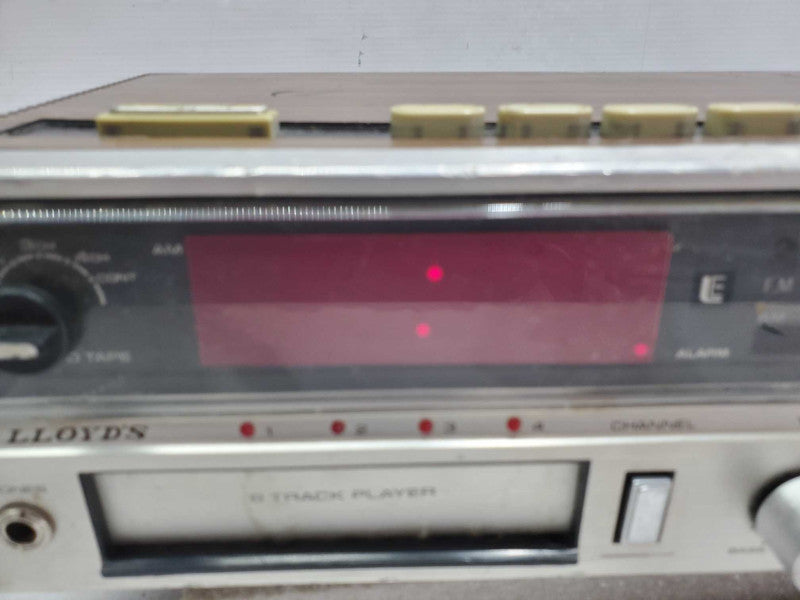 Lloyd\\'s 8-track Alarm Clock Stereo J251 |