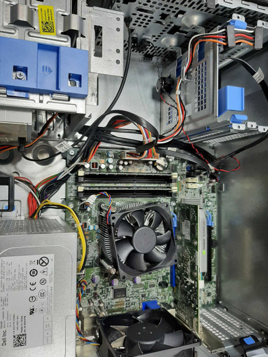 DELL Precision T1600 Xeon E3-1245 3.3GHz QC/8GB, Quadro 600, NO HDDs ~