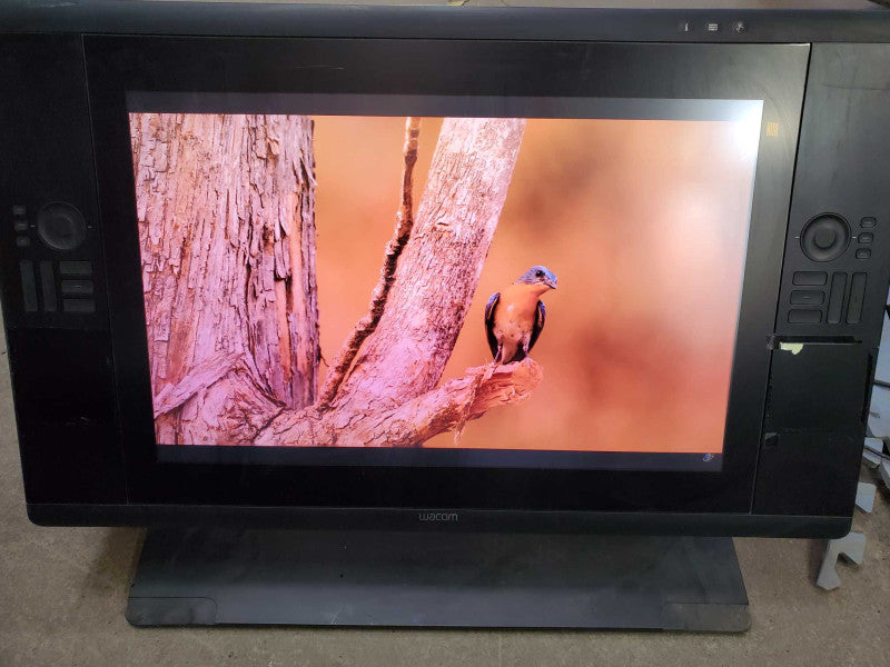 Wacom Cintiq 24HD 24\\" Touch Creative Display DTH2400 )