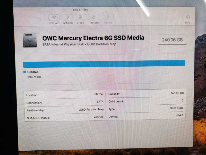 APPLE iMAC 21.5 inch 2011 i5 2.5GHz 20GB DDR3 Radeon HD 6750M 240GB SSD [