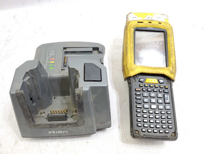 Motorola Psion Omnii 7545XA Barcode Scanner w/ Battery Base for Parts )