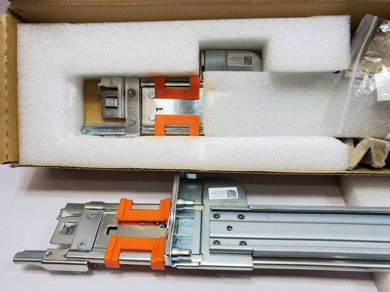 Dell 0XV104 PowerEdge R720 R730 R740 2U Sliding Ready Rack Rails Kit (