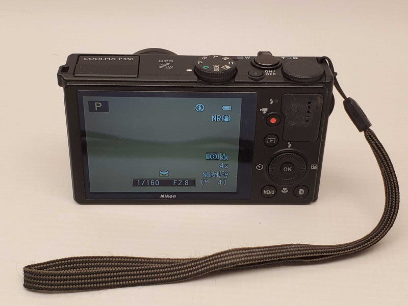 Nikon Coolpix P330 12.2 MP Digital Camera |