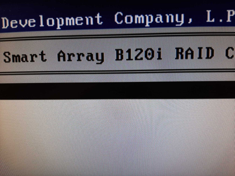 HP Server ProLiant DL320e Gen8 v2 Xeon E3-1240 v3 3,4GHz QC/8GB, B120i, NO HDD ~