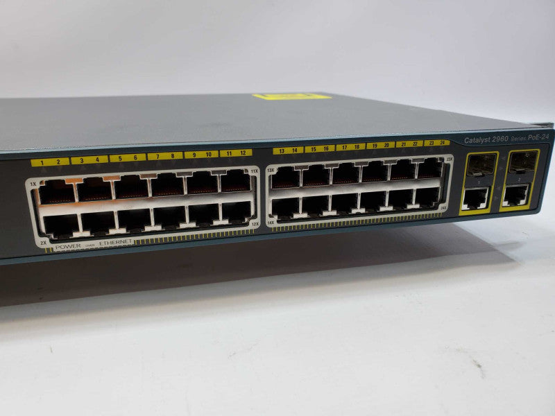 Cisco Catalyst 2960 Series WS-C2960X-24TS-L 24-port Gigabit Switch PoE (