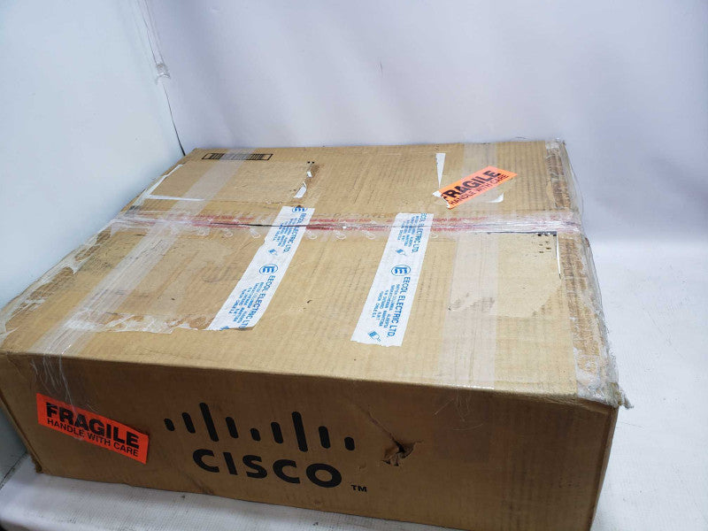 Cisco 2921 3-Port Gigabit Wired Router Open Box [