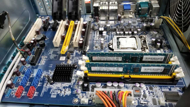 custom OEM Pc i7-2600 @ 3.40ghz / 4gb ram / no gpu / no HDDs #