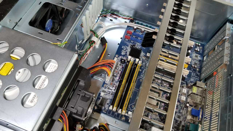 custom OEM Pc i7-2600 @ 3.40ghz / 4gb ram / no gpu / no HDDs #