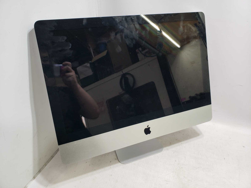APPLE iMAC 21.5-inch Mid2010 Core i5 3.6 GHz 8GB DDR3 Radeon HD 5670 1TB HDD [