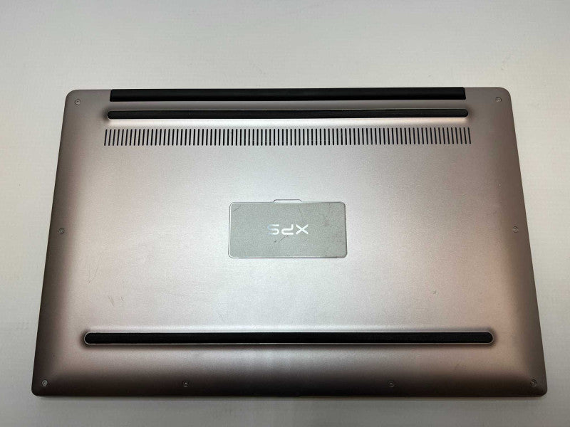 Dell XPS 13 9360 with i5-7200U 8GB RAM & 256GB NVEM SSD Storage AS-IS READ -