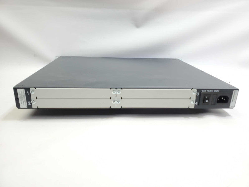 Juniper Networks SSG140 SSG-140-SH 8-Port Secure Services Gateway )