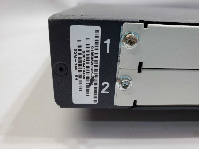 Juniper Networks SSG140 SSG-140-SH 8-Port Secure Services Gateway )