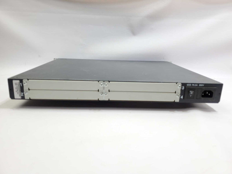 Juniper Networks SSG140 SSG-140-SH 8-Port Secure Services Gateway )