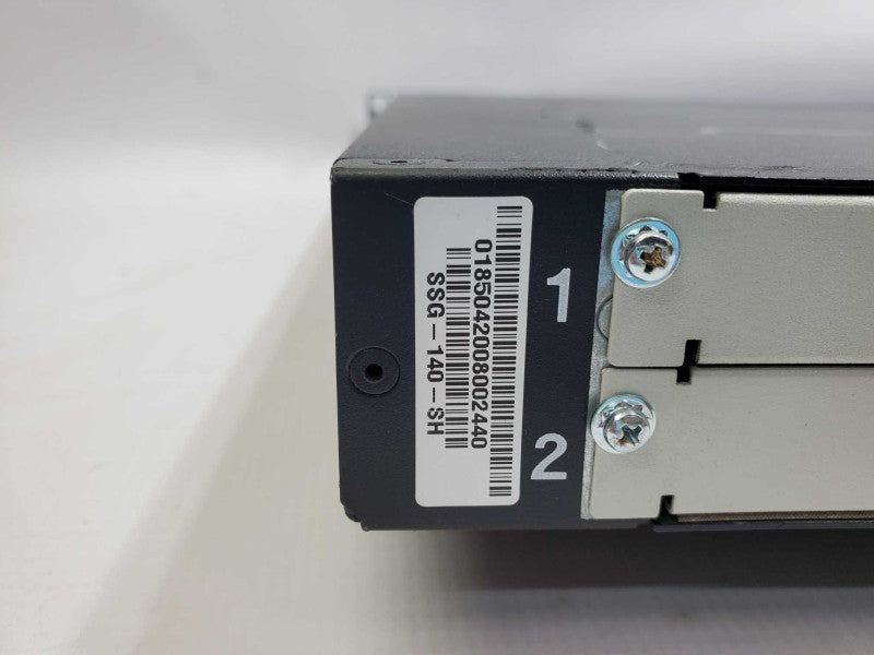 Juniper Networks SSG140 SSG-140-SH 8-Port Secure Services Gateway )