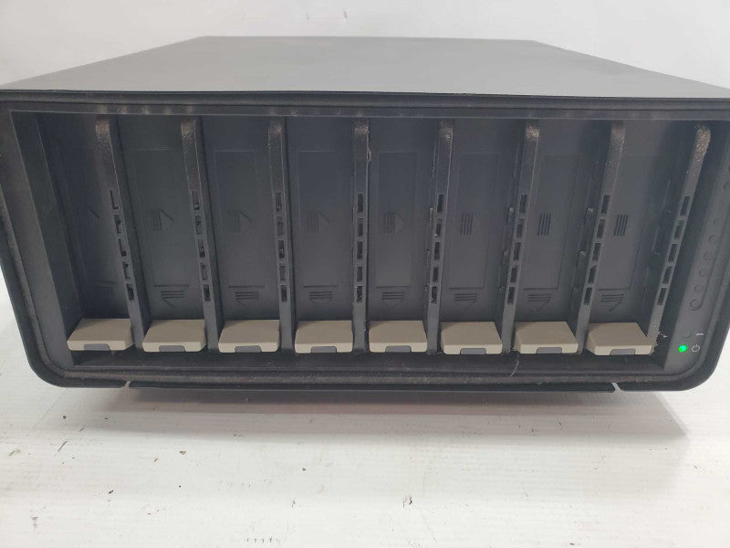 Data Robotics DROBO B800i SAN Storage 8x3.5\\" Bay |