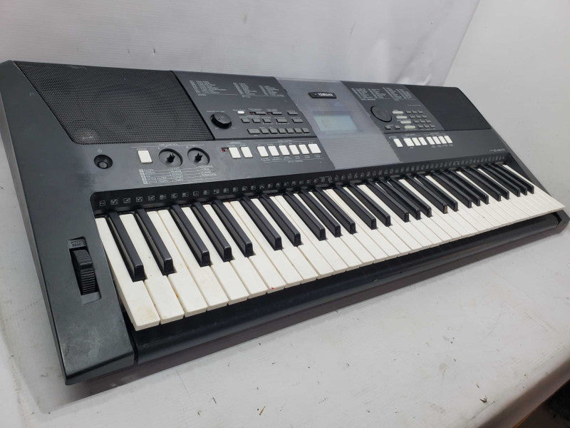 Yamaha PSR-E423 Electronic Musical Keyboard |