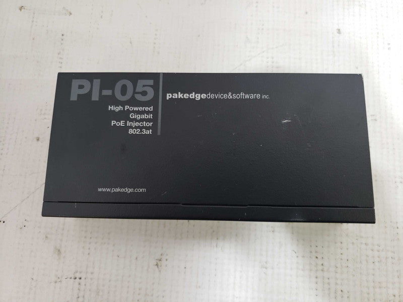 Pakedge PI-05 High Powered Gigabit PoE Injector 802.3.at [