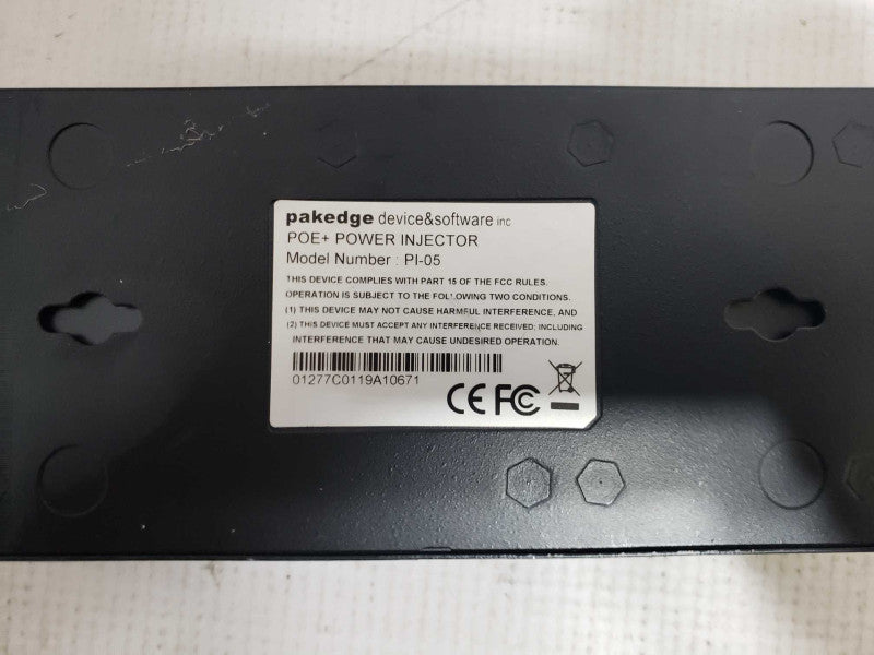 Pakedge PI-05 High Powered Gigabit PoE Injector 802.3.at [