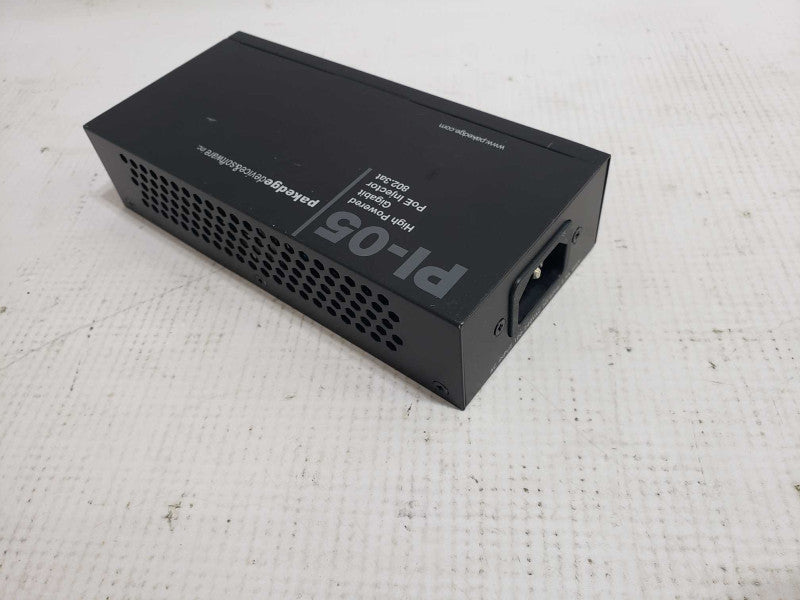 Pakedge PI-05 High Powered Gigabit PoE Injector 802.3.at [