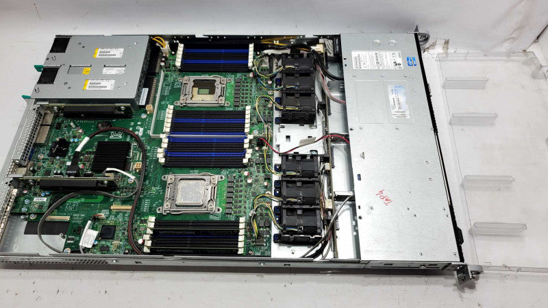 Intel S2600GZ, E5-2620 2.0GHz 8GB DDR3, Intel Embedded Server RAID II |