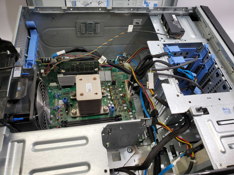 Dell PowerEdge T310 Barebone, CPU unknow , No RAM _ for Parts )