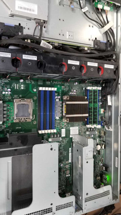 Lenovo ThinkServer RD440 Xeon E5-2420 v2 @ 2.20Ghz 16GB 8x 2.5 1x PSU #