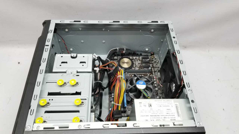 Custom PC I5-4690 @ 3.50ghz / 6gb ram / H97M-E Motherboard #