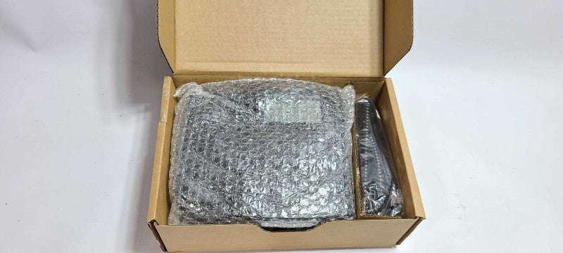Polycom VVX 300 Black Desktop Phone New in Box $
