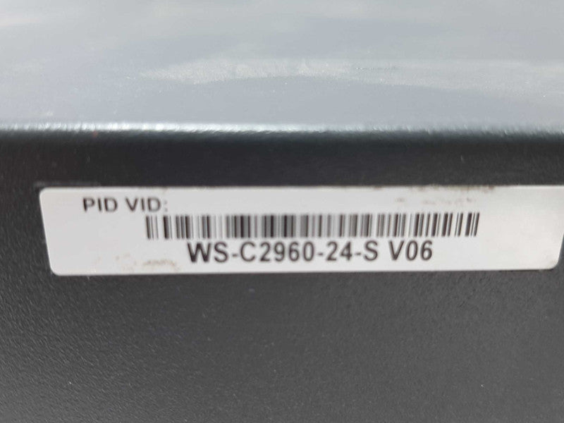 Cisco Catalyst 2960 SI Series WS-C2960-24-S 24-Port Switch, FACTORY RESET ~